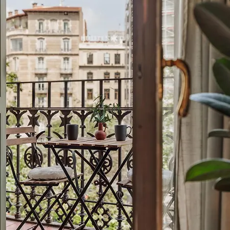 아파트 Edera - 3 Bedrooms And Balcony In Eixample Dreta 바르셀로나