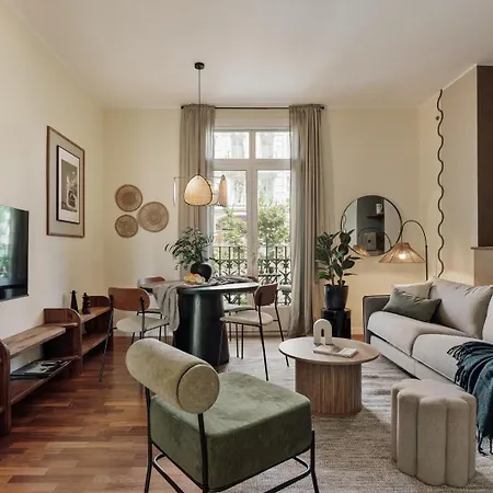 Edera - 3 Bedrooms And Balcony In Eixample Dreta Appartement Barcelona